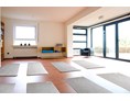 Yoga: Ein kleiner Teil unseres Yogastudios - Billayoga: Hatha-Yoga-Flow in Felsberg, immer freitags 18 Uhr