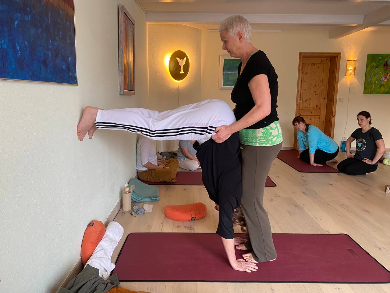 Yogalehrer Ausbildung: EINE REISE DURCH DIE 7 CHAKREN - FORTBILDUNG ZUR HEILYOGA LEHRER/IN