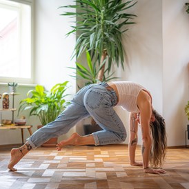 Yoga: Twisting Roots Yoga