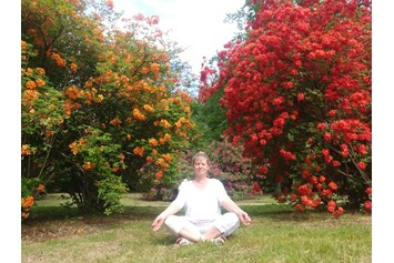 Yoga: Das wahre Selbst im Inneren erkennen...
Im "Jetzt", mit jedem Ein- und Ausatmen, den neutralen Geist erfahren...
Sat Nam... - Kundalini Yoga: Yoga des Bewusstseins