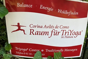 Yoga: CorinaYoga-Raum für TriYoga in Hanau
 - Raum für TriYoga in Hanau CorinaYoga