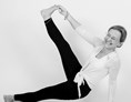 Yoga: Sabine Nahler 
Yogalehrerin
Heilpraktikerin für Psychotherapie (HPG)
Acroyoga Landshutyoga - yoga landshut