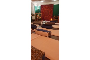 Yoga: Satya-Yoga-Halle