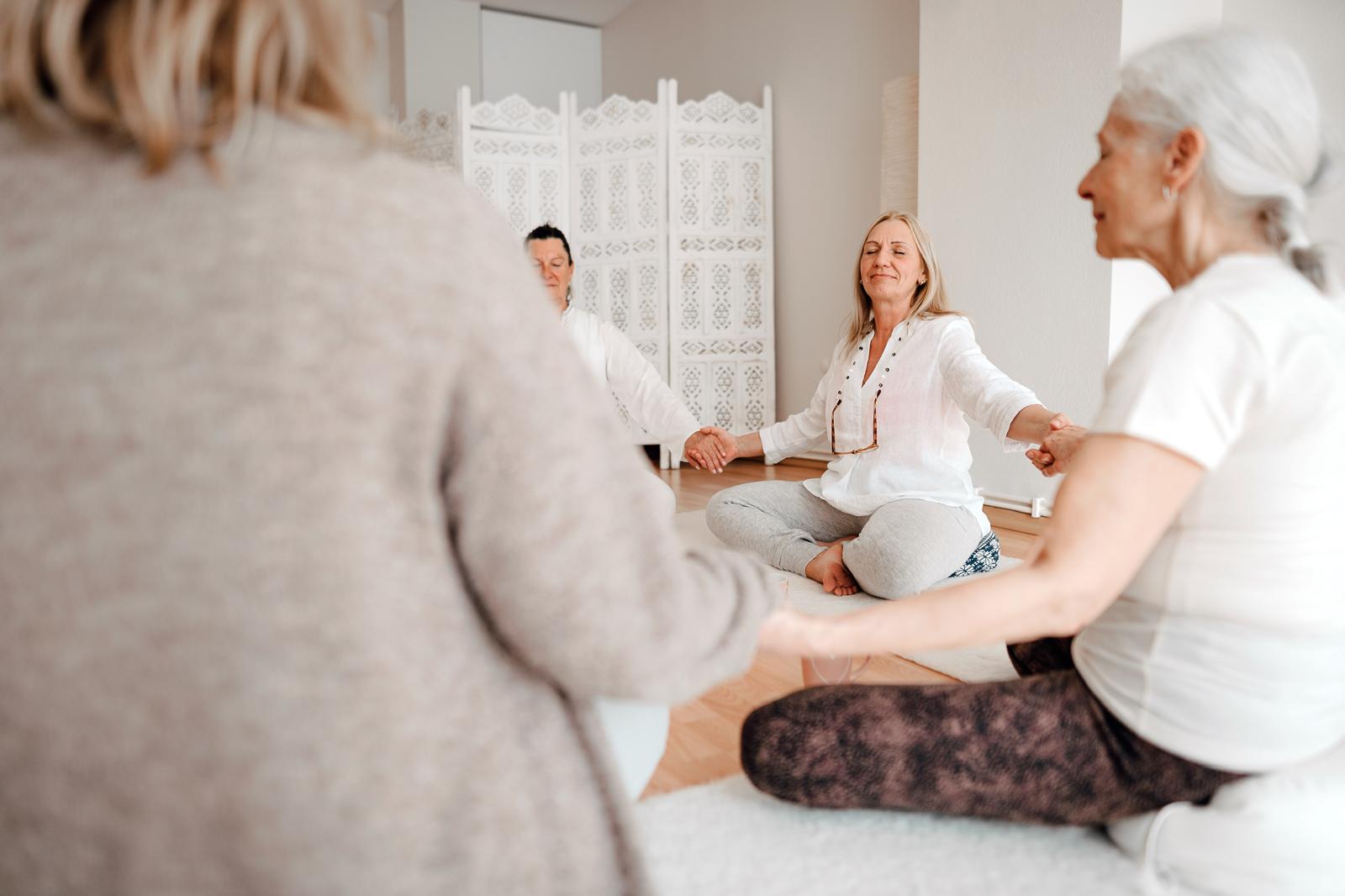 Yogakurs - Bad Schwartau - Herzraum Yoga & Ayurveda - HerzRaum Bad Schwartau