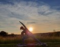 Yoga: Gestreckter Seitwinkel - Hatha Yoga - Präventionskurs - Birgit Schaz - PraxisBewusstSein
