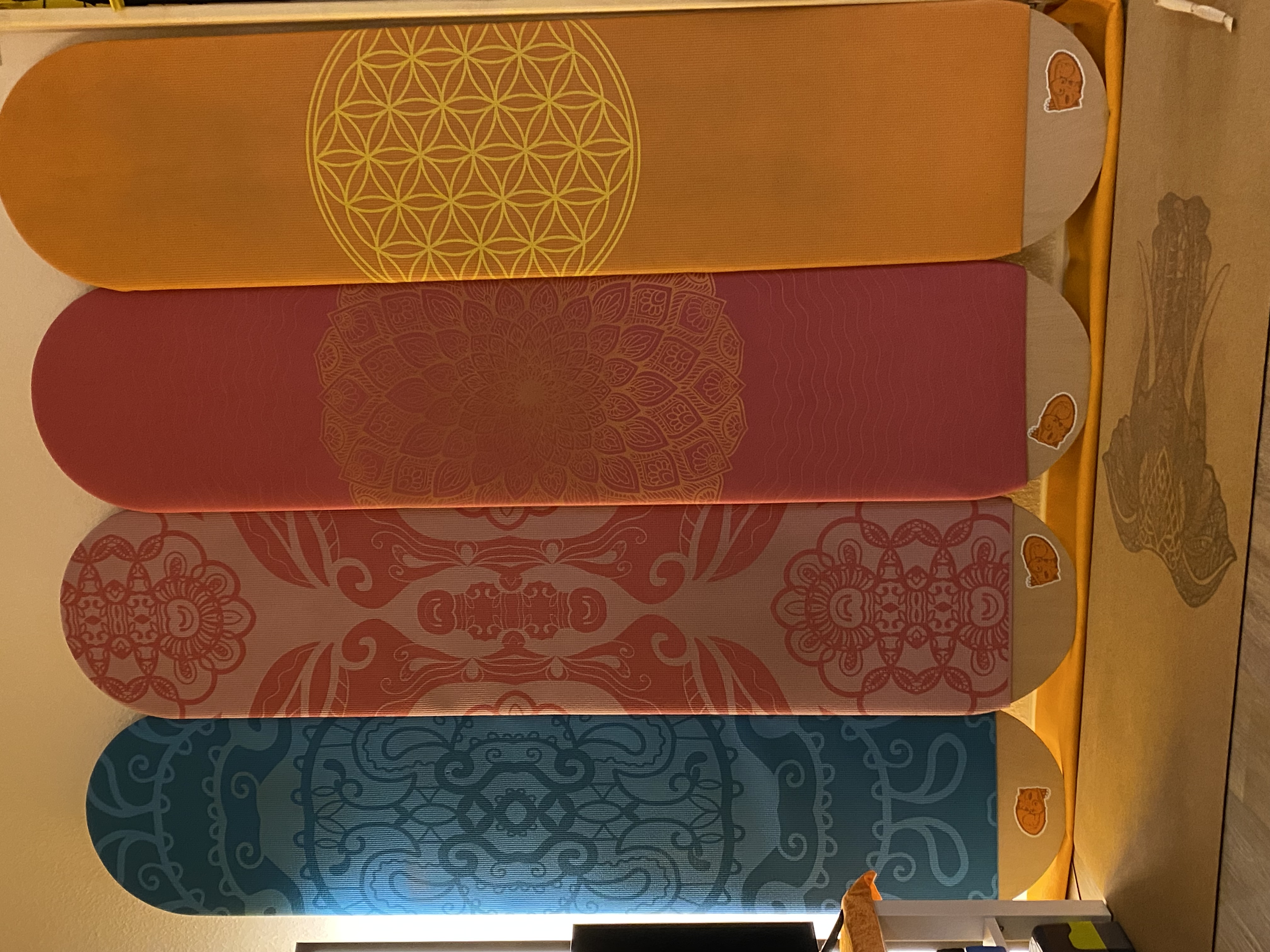 Yogakurs - Jüchen - Hier gibt es auch Yoga auf dem Board - Yo-Fi - Yoga | Birgit Hafner