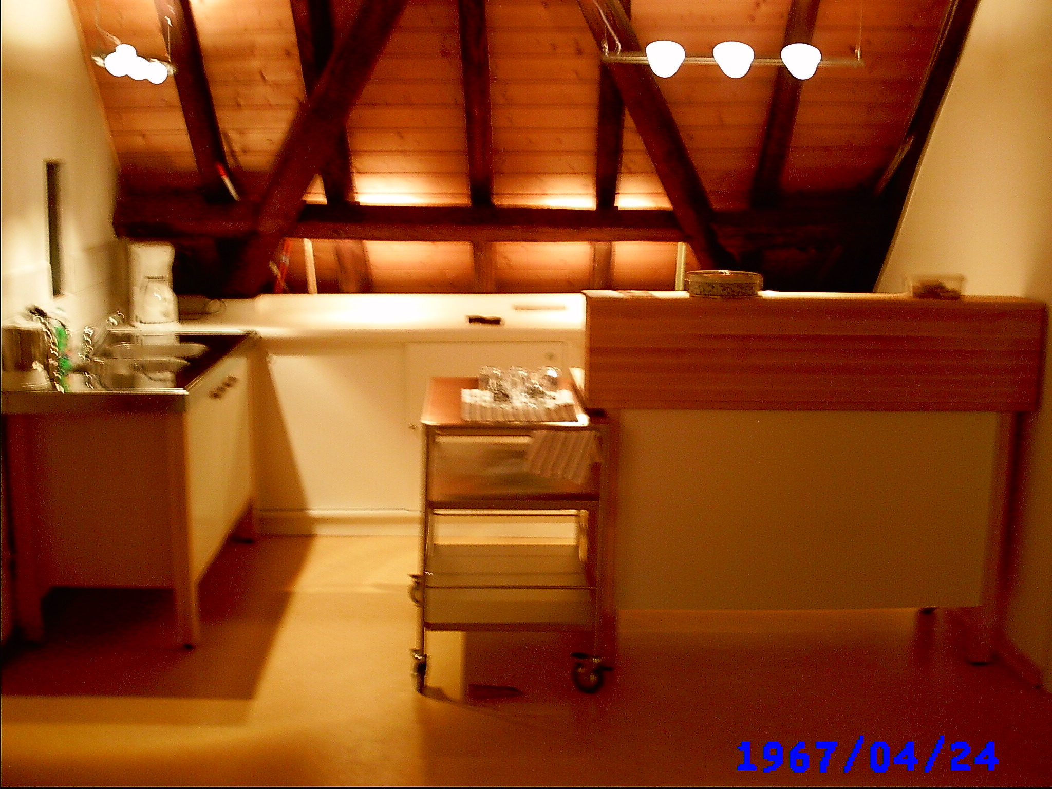 Yoga: Teeküche - Yoga Institut Schloss Lüntenbeck