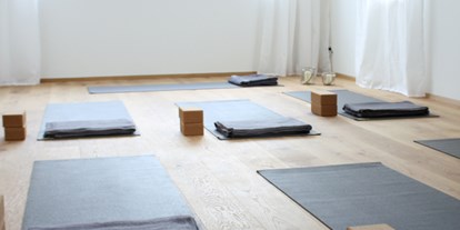 Yoga course - Kurssprache: Deutsch - Region Bodensee - Yogakreis Bodensee