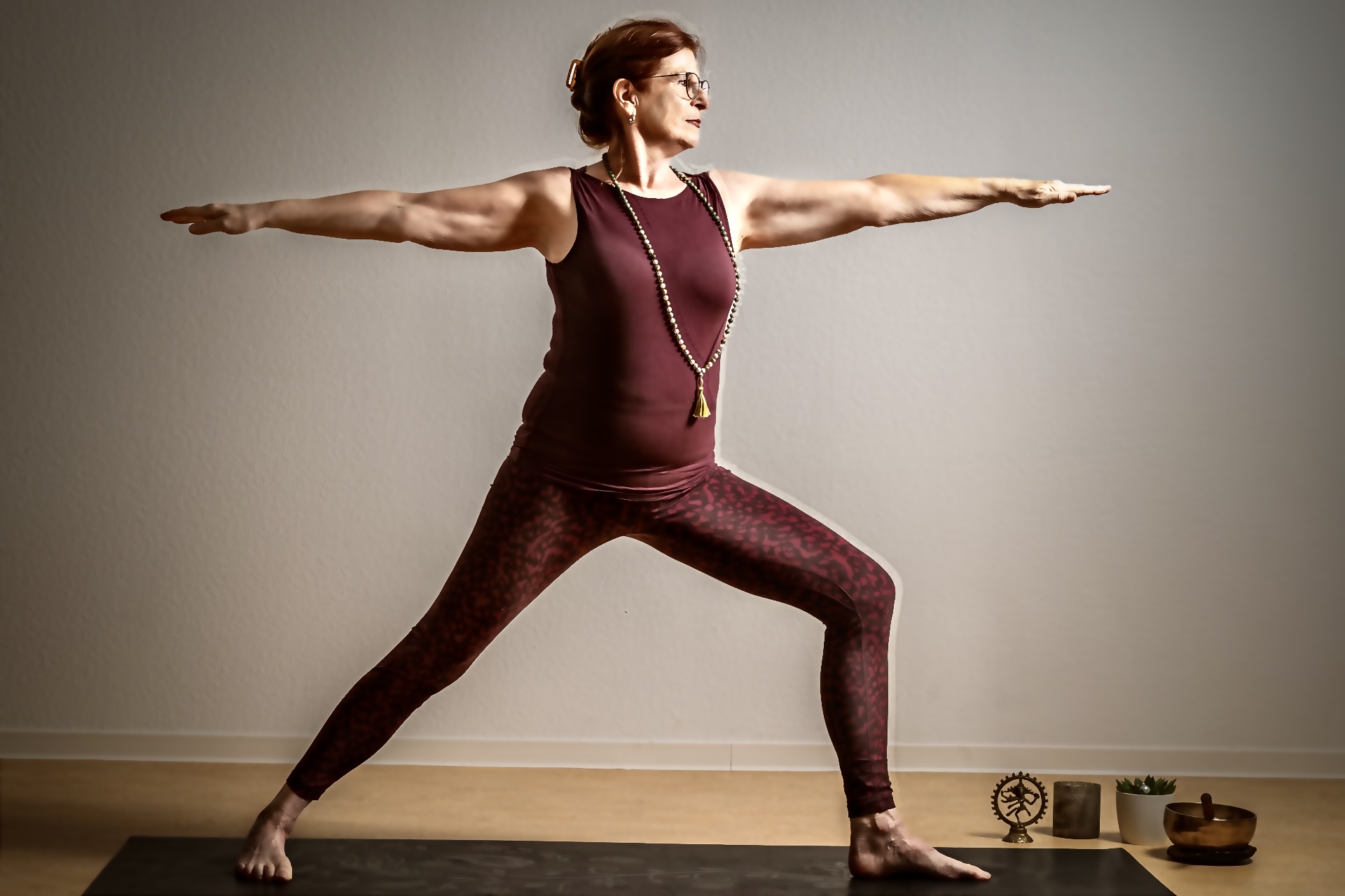 Clase de yoga - Yogastil: Tantra Yoga - Hesse - Jutta, deine Yogalehrerin - YuttaYoga | Jutta Gründler