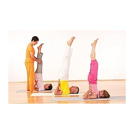 Yoga: Drop-In Yoga Stunde: zeitlich flexibel, von extra-sanft bis fortgeschritten - Sivananda Yoga Vedanta Zentrum Berlin
