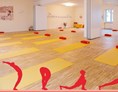 Yoga: Yoga im Herzen von Berlin
Die großzügigen, hellen	Yogaräumen bieten die ideale Umgebung für Ihre Yogapraxis.  - Sivananda Yoga Vedanta Zentrum Berlin