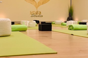 Yoga: Yogakasha Tammy Assanoff