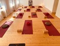 Yoga: Yogastudio 
Glücks Raum Gefühl 
Yoga mit Anjana Vera - Vera Kern-Schunk YogaStudio GlücksRaumGefühl