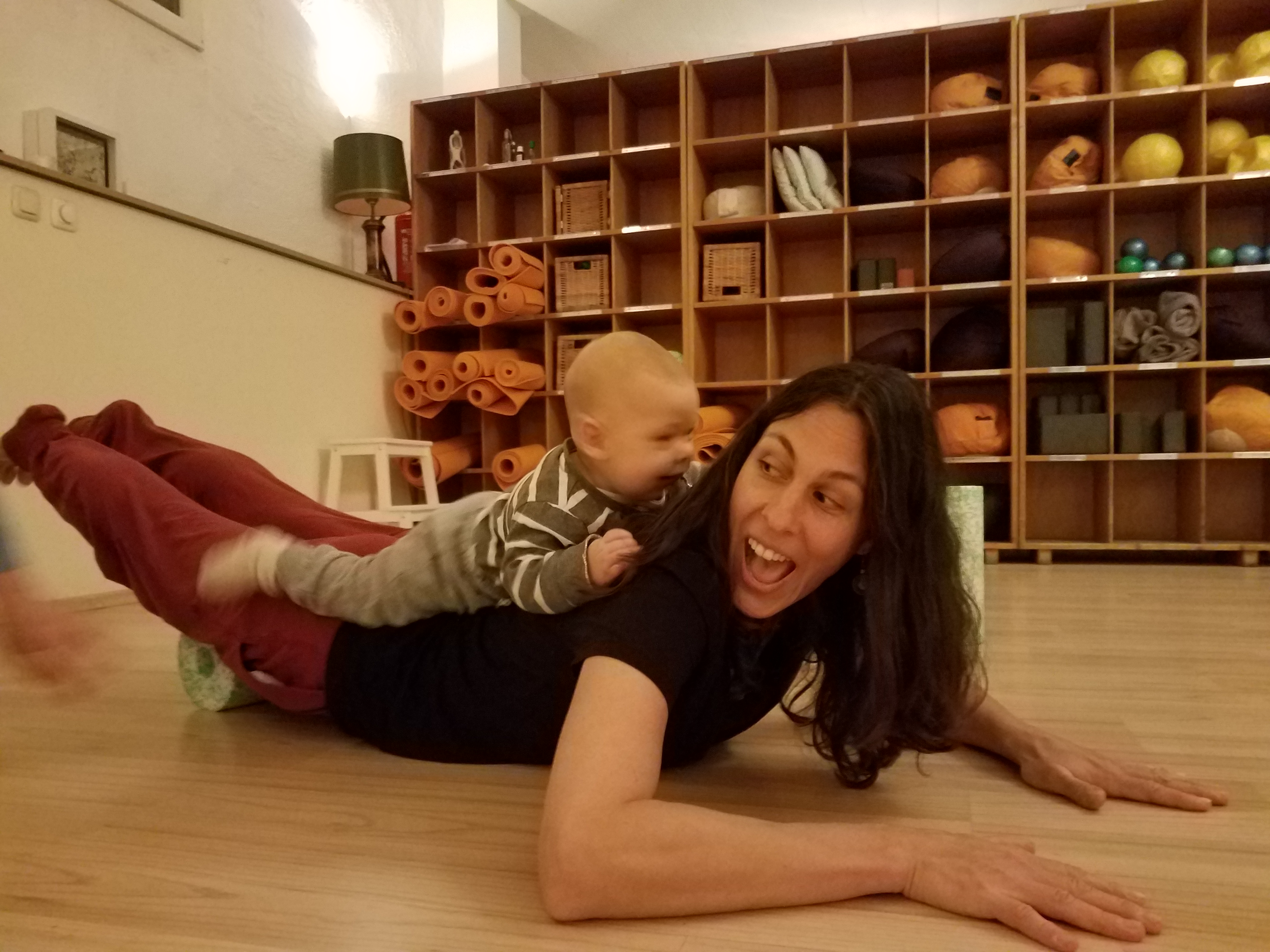 Yoga: Yoga in Augsburg. Simone Reimelt. Yin | Schwangere | Mamas mit Baby
