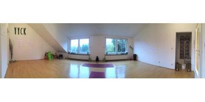 Yoga course - geeignet für: Dickere Menschen - Glashütten (Hochtaunuskreis) - YYCK- Yin Yoga Circle Kronberg