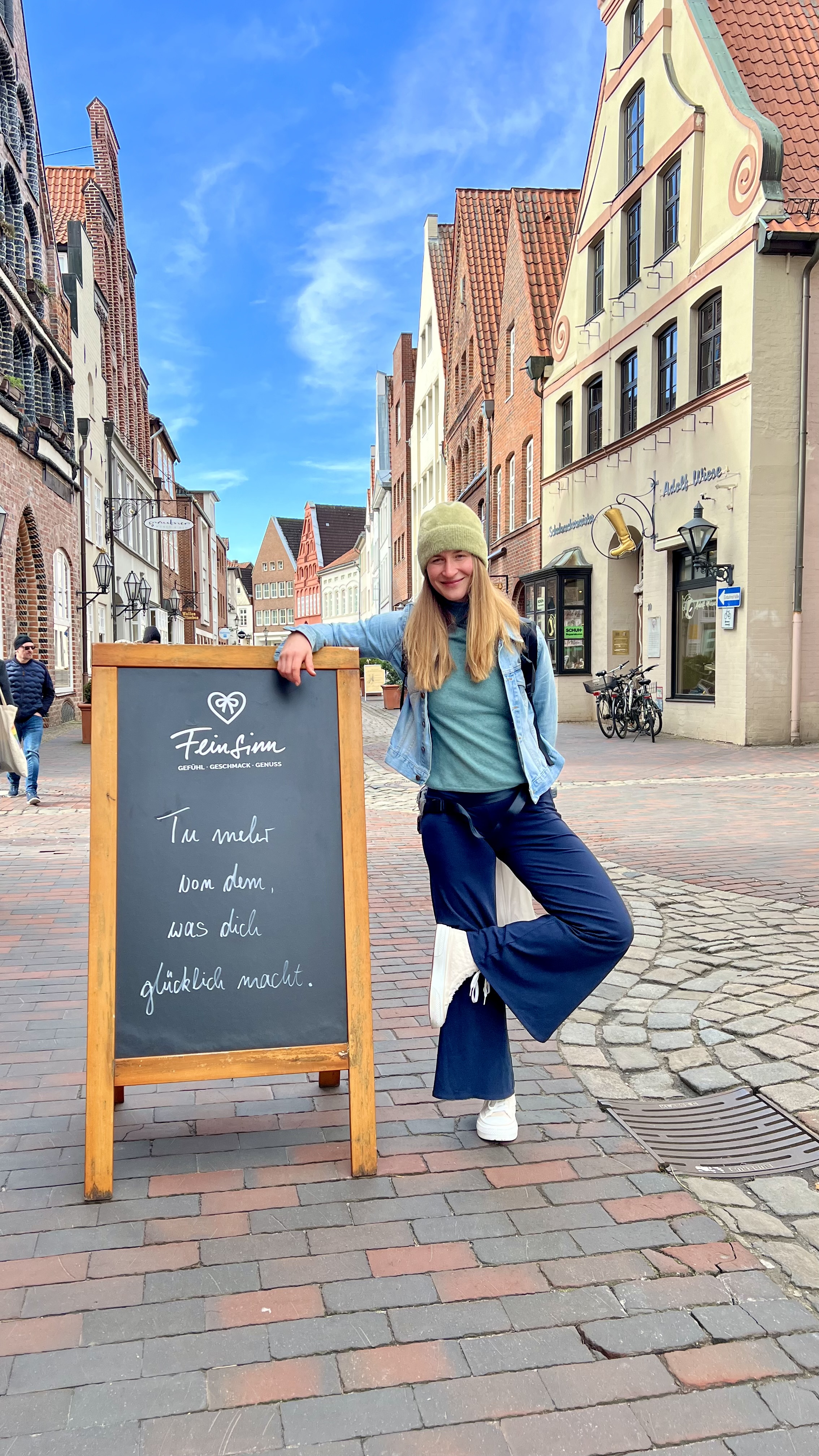 Yoga: Pauline Willrodt / Vinyasa Yoga, Acroyoga, Family Acroyoga, Thaiyogamassage