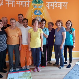 Yoga: Yoga in potsdam Himalaya  Yoga & Ayurveda  Zentrum  Yogageupp  - Himalaya Yoga & Ayurveda Zentrum