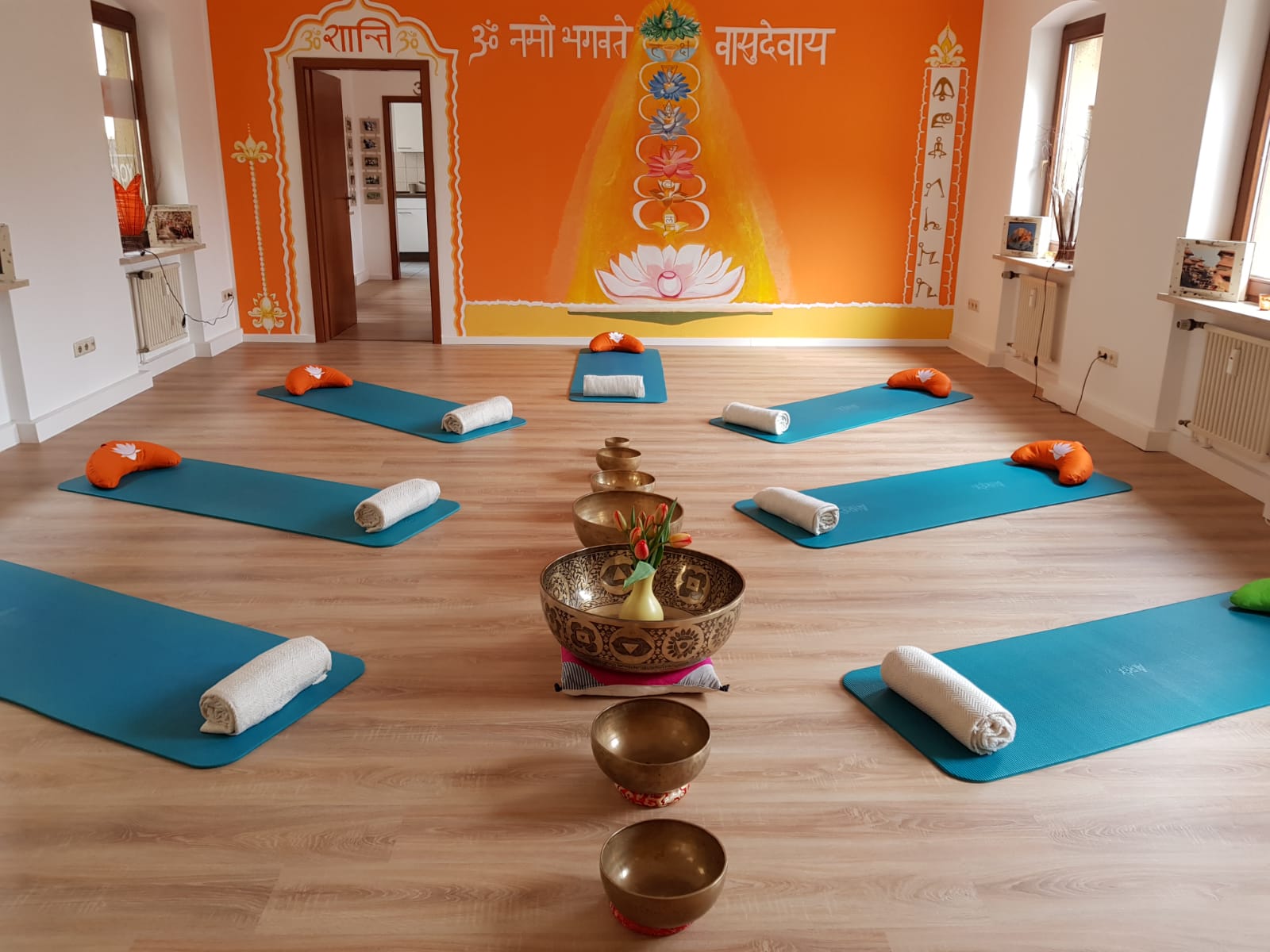 Yoga: Yoga in potsdam Himalaya  Yoga & Ayurveda  Zentrum  yogaraum - Himalaya Yoga & Ayurveda Zentrum