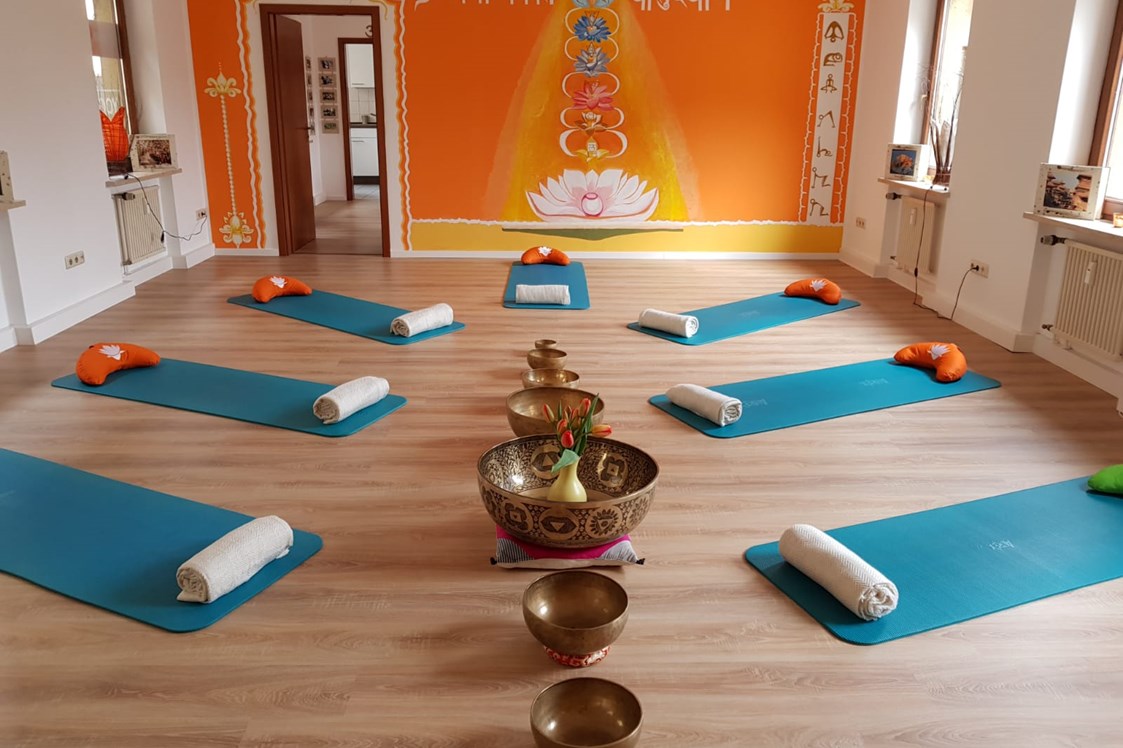 Yoga: Yoga in potsdam Himalaya  Yoga & Ayurveda  Zentrum  yogaraum - Himalaya Yoga & Ayurveda Zentrum