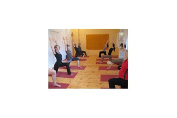 Yoga: yogalila yogakurs acroyoga hathayoga  - Yogalila