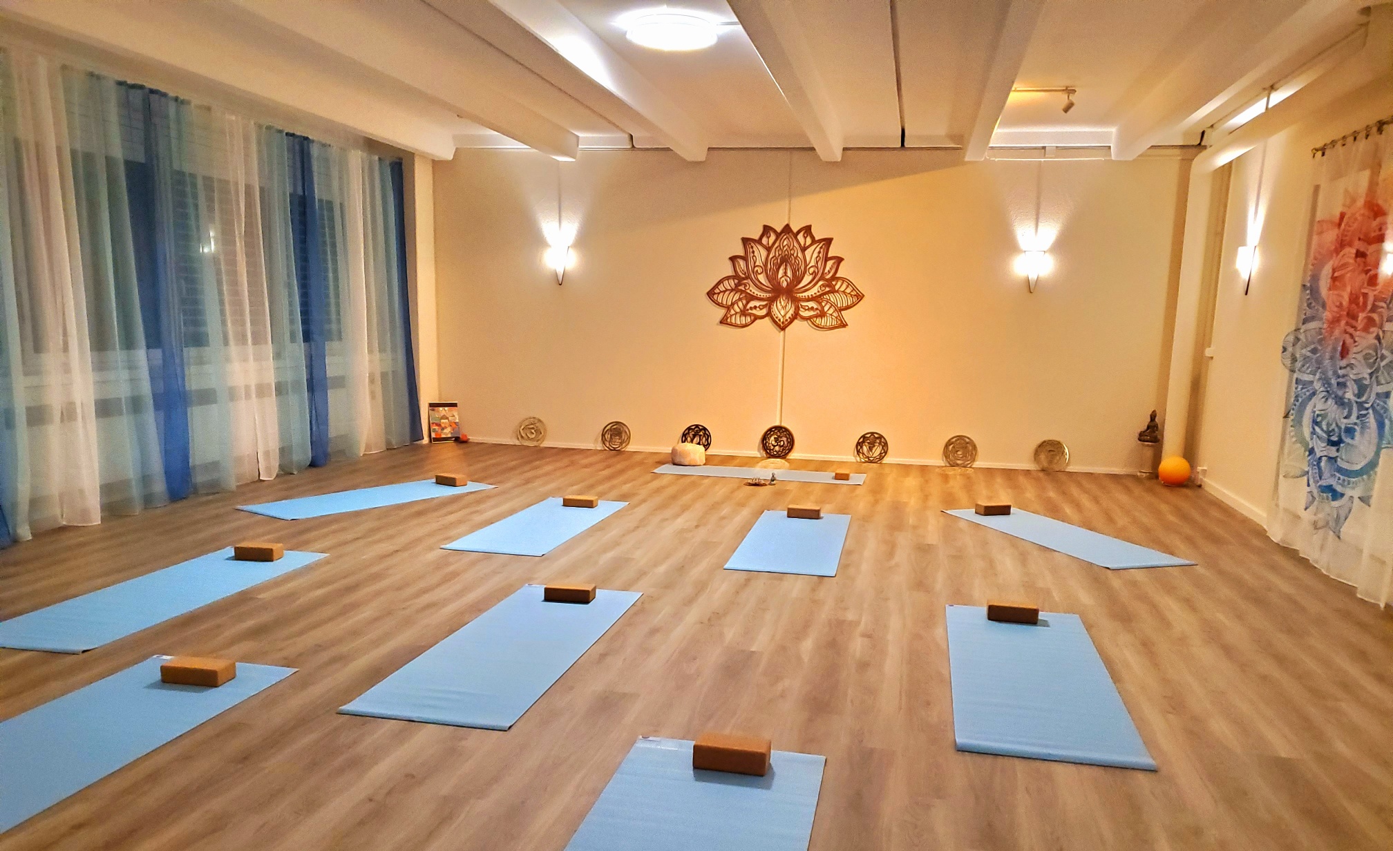 Yoga course - Yogastil: Meditation - Switzerland - Yogaclass Abends - Yoga SatNam