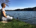Yoga: Yoga am Steinsee - Your Timeout - Claudia Martin
