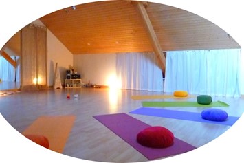 Yoga: YOGA - Atelier Schöpferisch - Yoga SatNam