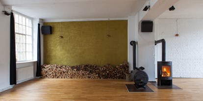 Yogakurs - geeignet für: Fortgeschrittene - Berlin-Stadt Bezirk Friedrichshain-Kreuzberg - yellow yoga