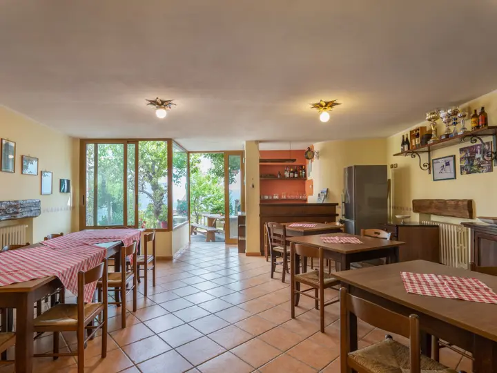 Yogaevent: Gemeinschaftsraum/Speisesaal und gemeinschaftliches kochen - IN FREIHEIT VERBUNDEN 7-tägiges Yoga Retreat in der Natur in Ligurien/Italien