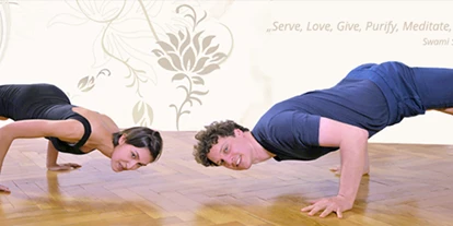 Yoga course - PLZ 10825 (Deutschland) - https://scontent.xx.fbcdn.net/hphotos-xlp1/t31.0-8/s720x720/11741270_1023495944337040_8531563193972574276_o.png - Yoga Vihar