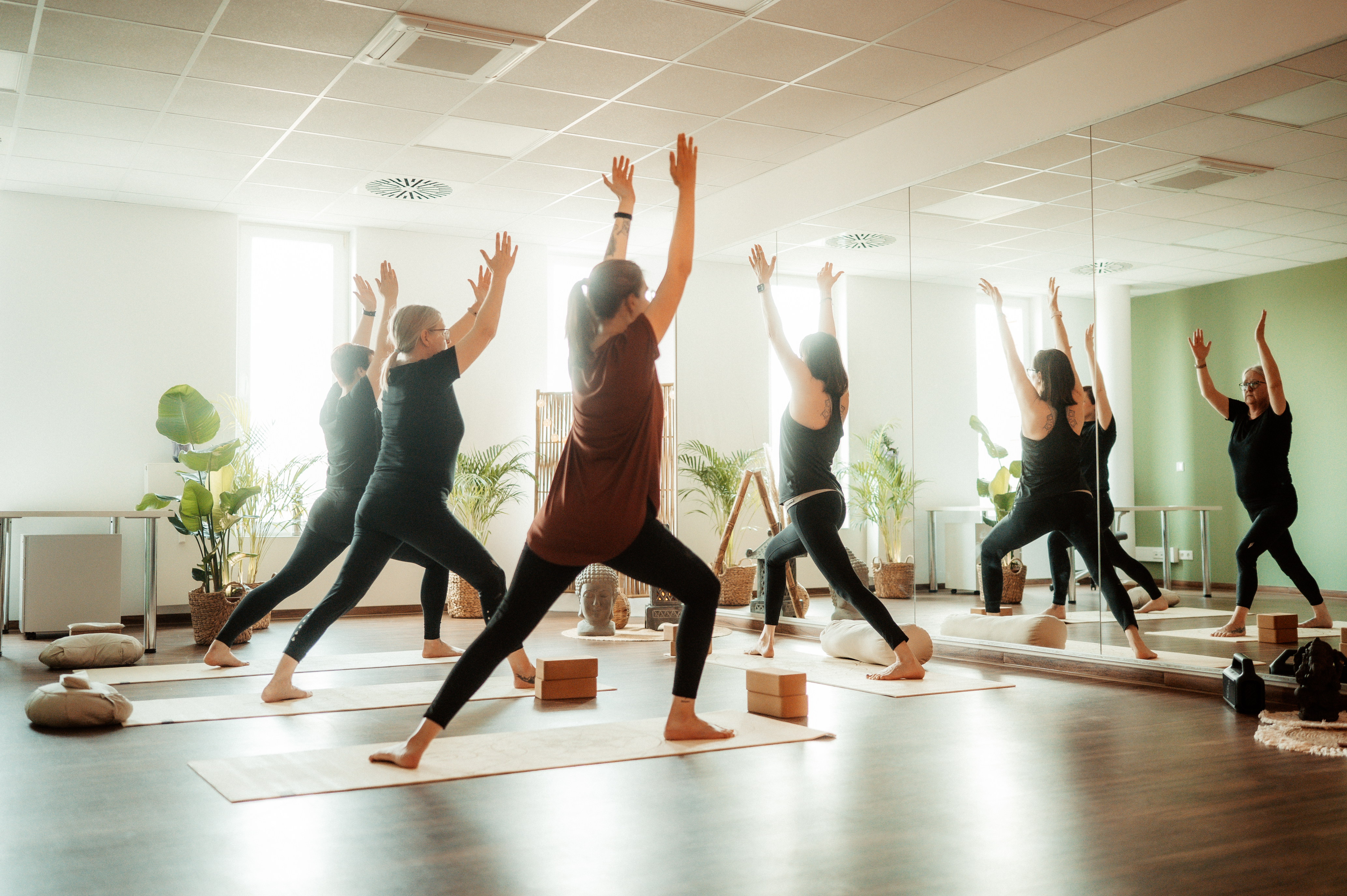 Yoga course - Yogalehrer:in - Ruhrgebiet - ZeitRaum