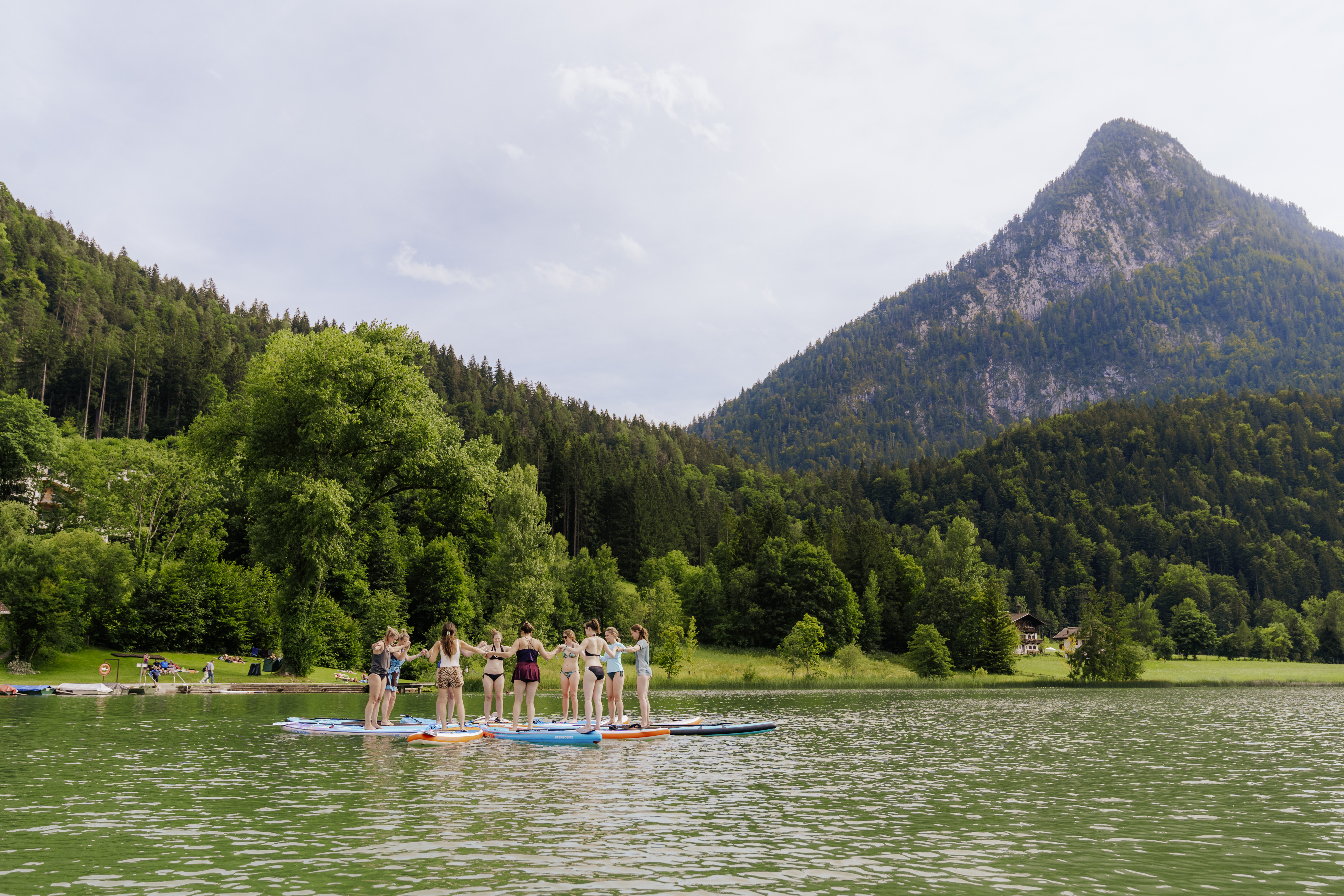 Yogaevent: SUP Yoga am Thiersee - yoga.tage im Kufsteinerland - Das Yoga Festival
