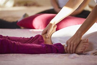 Yoga: Thai Yoga Massage - Die traditionelle Thai Yoga Massage - YOGAPAT