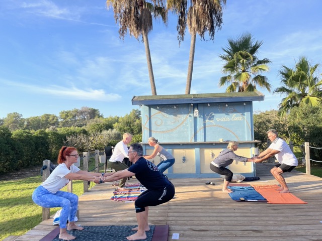 Yogakurs - Yogastil: Hormonyoga - Berlin - Paar-Yoga Woche auf Mallorca: gemeinsam auftanken - Carola Schmidt Coaching Yoga