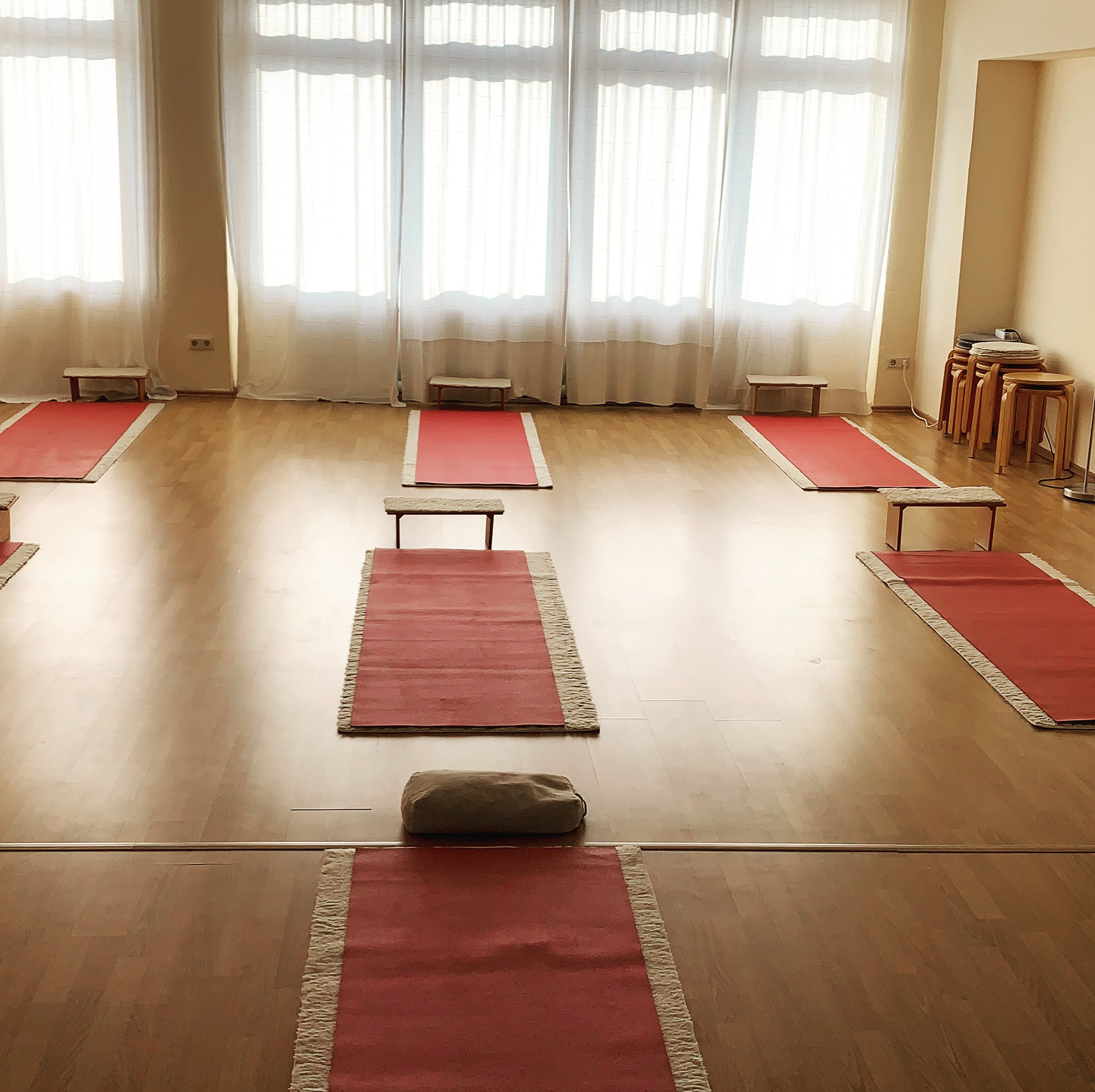 Yoga in Krefeld NordrheinWestfalen Yogastudio Frank Hampe Yoga Zentrum Krefeld