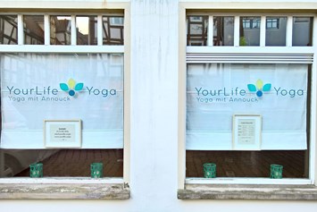 Yoga: Yoga Studio: YourLife.Yoga, Yoga mit Annouck in Rotenburg an der Fulda - Annouck Schaub