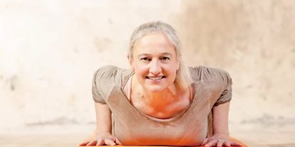 Yoga course - geeignet für: Ältere Menschen - Bornheim (Rhein-Sieg-Kreis) - Marie-Therese Hediger