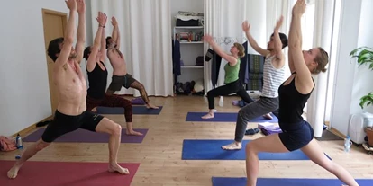 Yoga course - Berlin-Stadt Bezirk Tempelhof-Schöneberg - https://scontent.xx.fbcdn.net/hphotos-xpt1/t31.0-0/p180x540/12182622_1146164878731853_5464792997795905219_o.jpg - Ashtanga Yoga Room