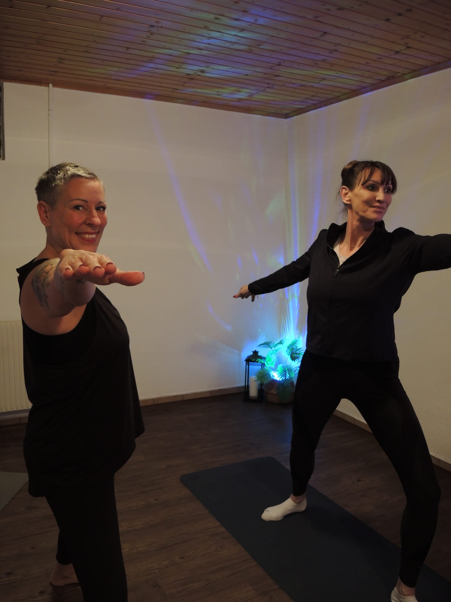 Clase de yoga - Kurssprache: Deutsch - Donauraum - Yoga darf Spaß machen😍 - Sunny Soulspace