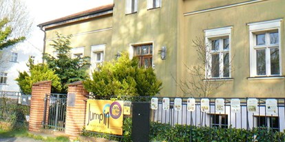 Yoga course - PLZ 12205 (Deutschland) - https://scontent.xx.fbcdn.net/hphotos-xaf1/t31.0-0/p180x540/11174610_1578824562380276_3872938958831055085_o.jpg - Jump In Tanz Yoga Kultur in Stahnsdorf