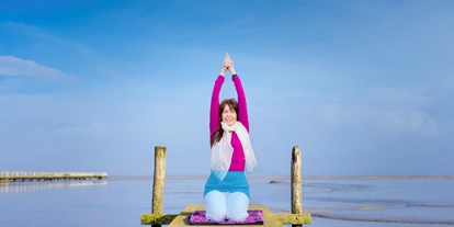 Yogakurs - geeignet für: Fortgeschrittene - Ostfriesland - Bettina Vierneisel