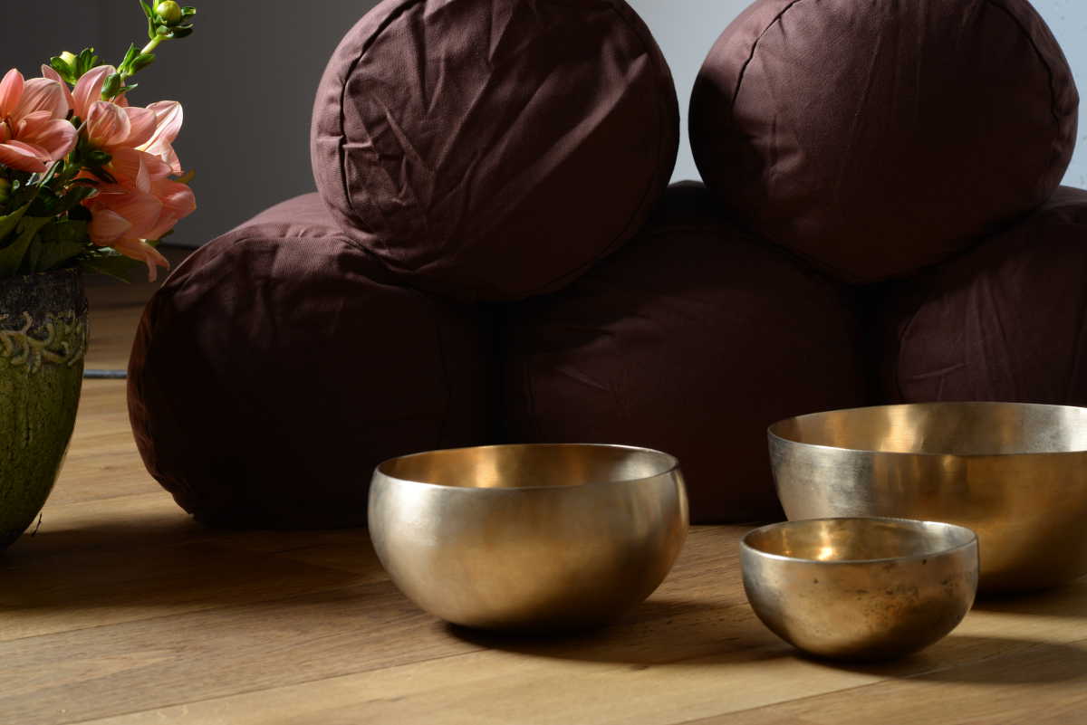 Clase de yoga - geeignet für: Ältere Menschen - Alemania - Yoga Saha