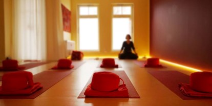 Yoga course - Brandenburg Nord - https://scontent.xx.fbcdn.net/hphotos-xpa1/t31.0-8/s720x720/12779170_840404602736961_2536484601413067730_o.jpg - Yogaharmonie-Eggersdorf
