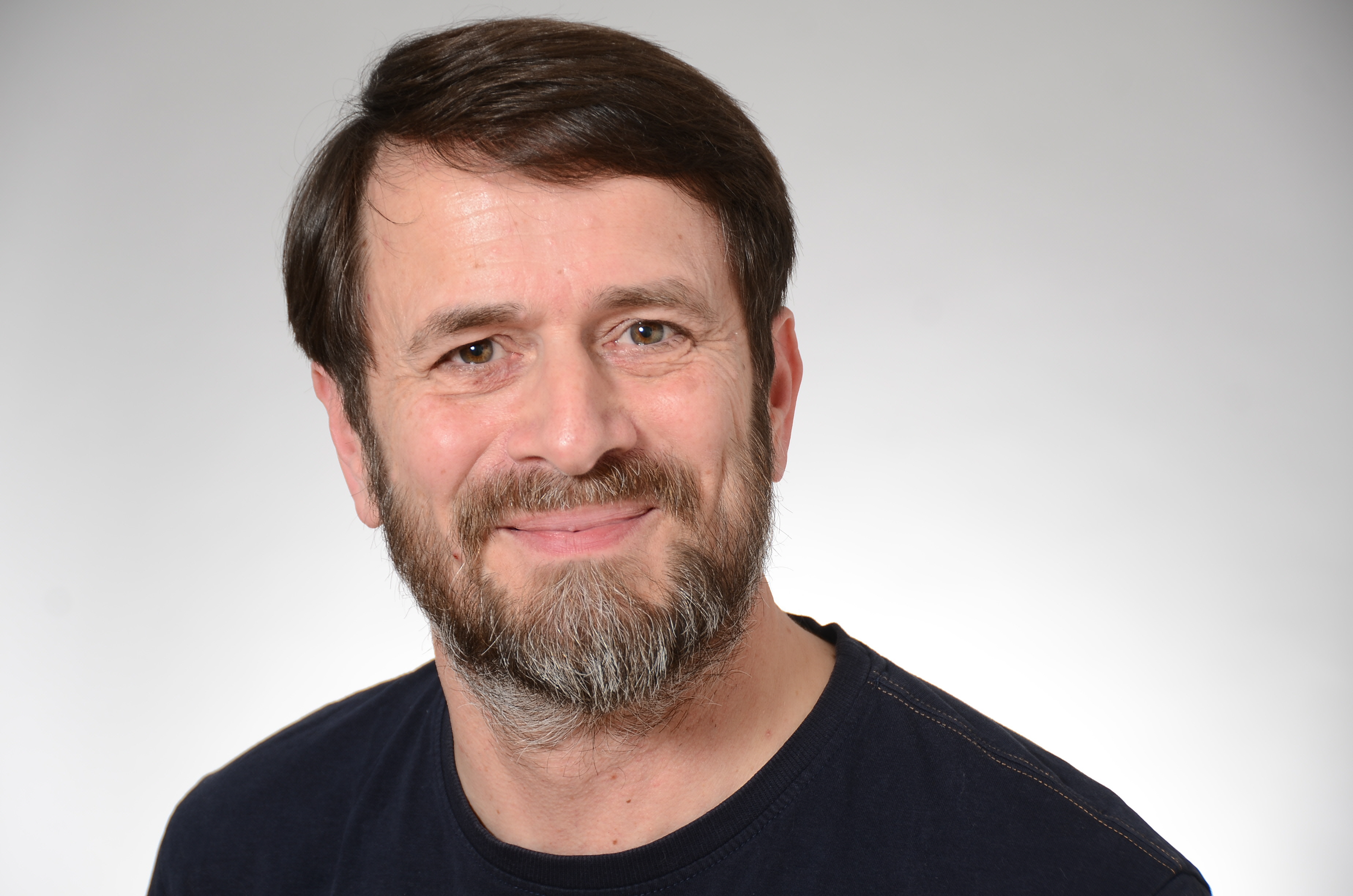 Yogakurs - Ettenheim - Joachim Räuber - Yogalehrer / Yogalehrer für Kinder / Meditationskursleiter - Joachim Räuber