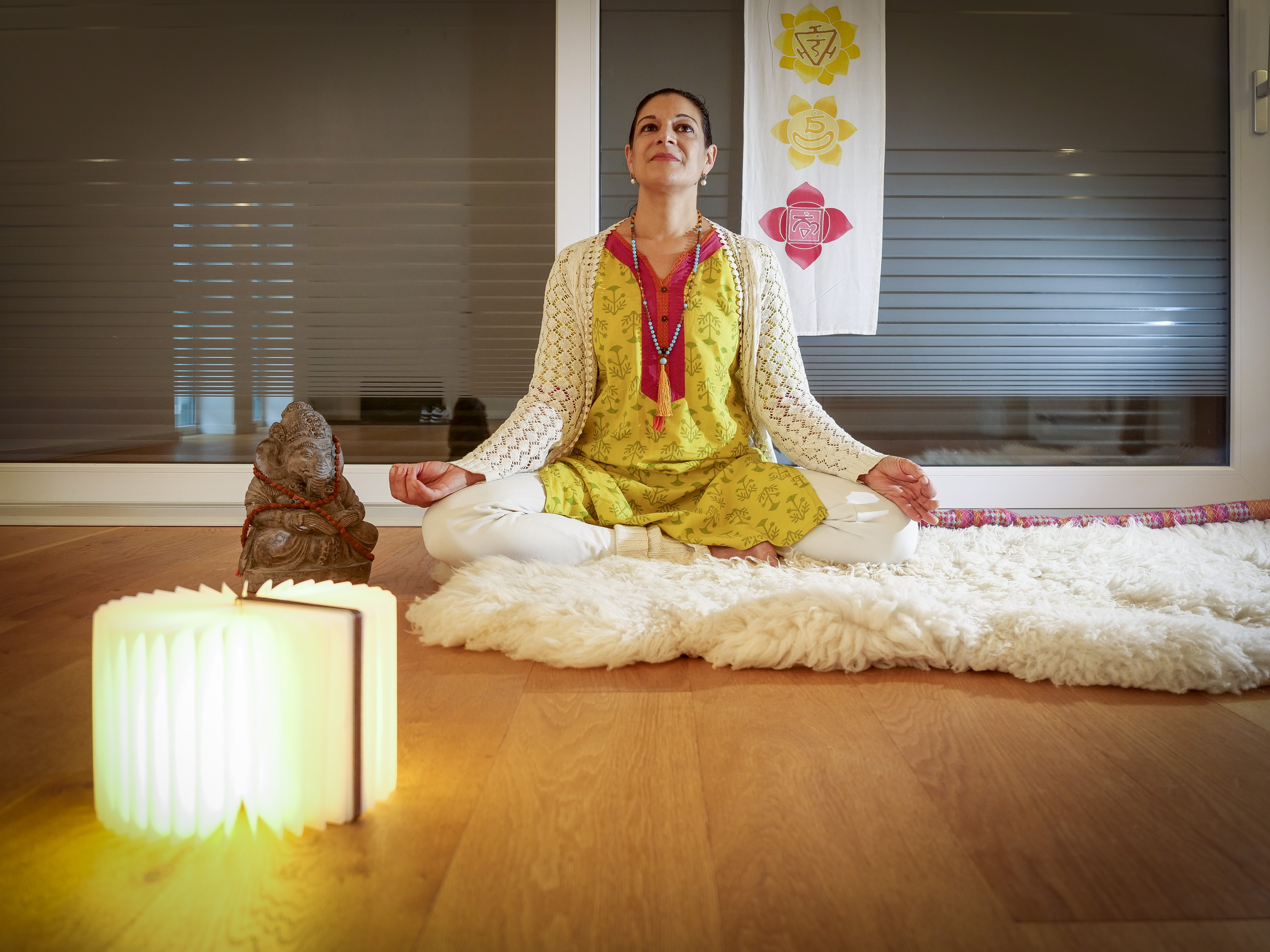 Yoga course - Baden-Württemberg - Bildquelle: Simon Granville -Freier Fotograf  - Stärke dein Immunsystem mit Kundalini Yoga und bereite dich optimal auf die kalte Jahreszeit vor!