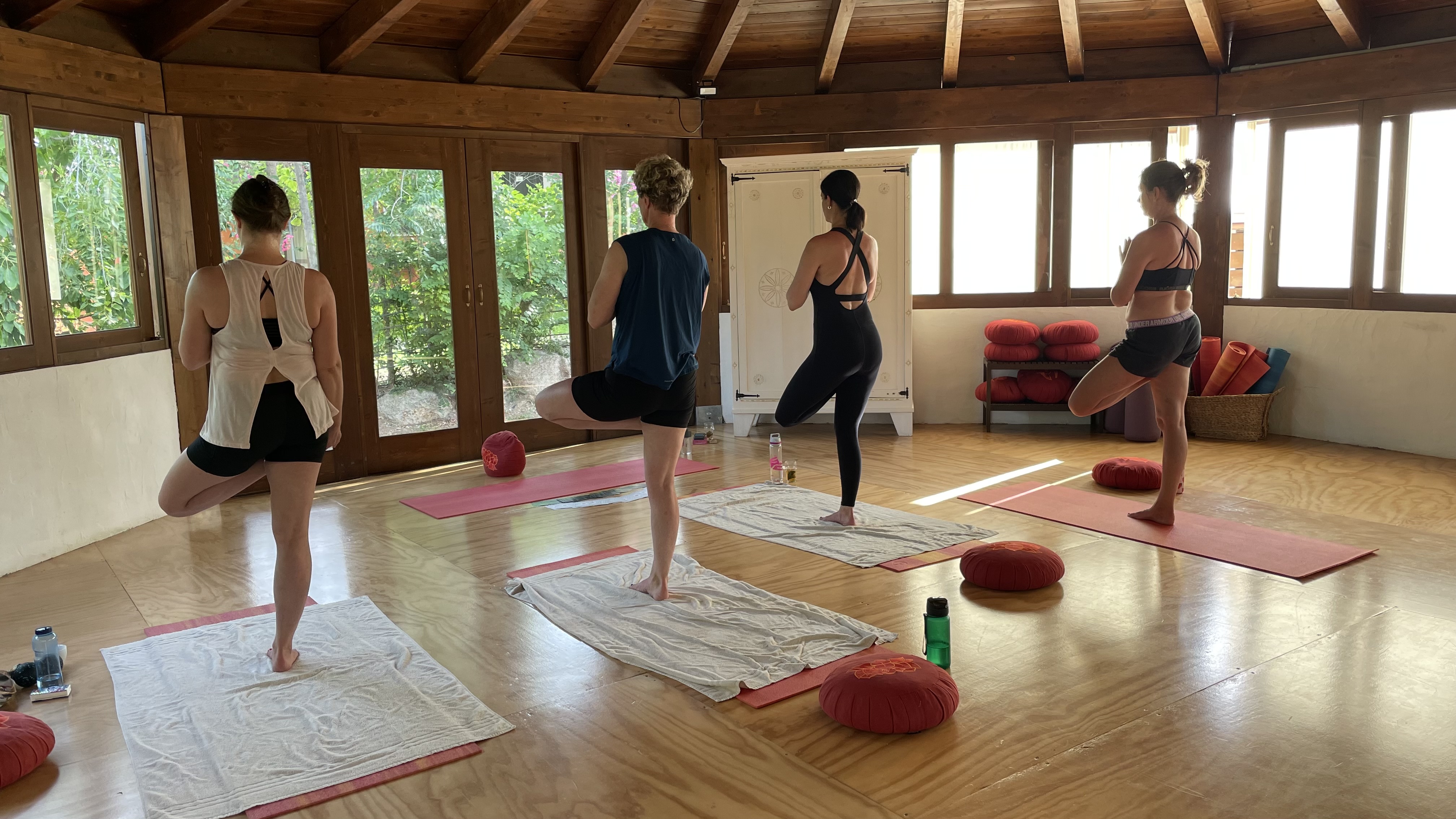 Yogaevent: SUMMER VIBES - BIKRAM YOGA & SOUND