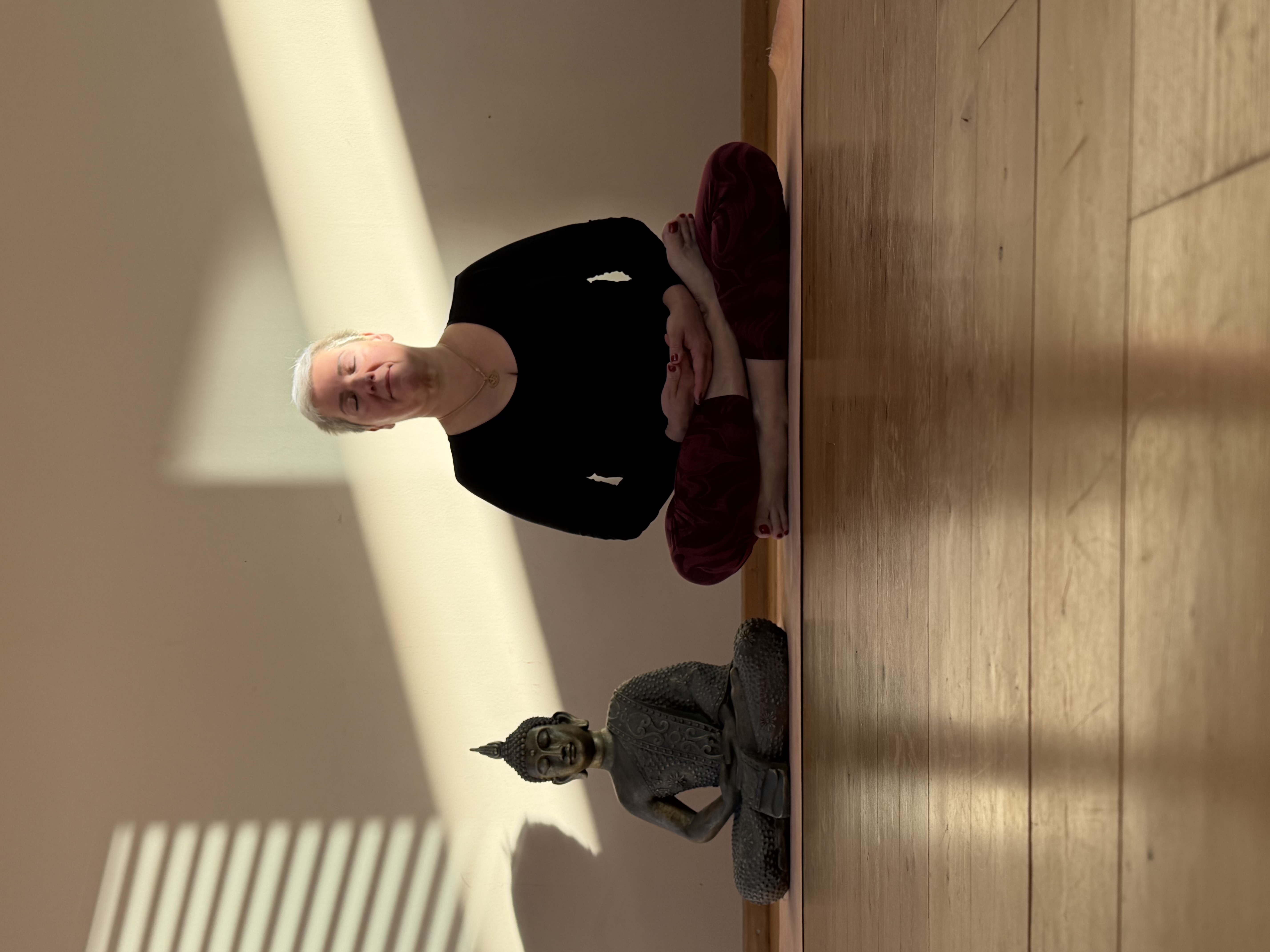 Berufsbegleitende Ausbildung Bremen und Umgebung 200h Yoga Alliance Anerkannter Bildungsurlaub Training course Yoga Philosophy & Tradition