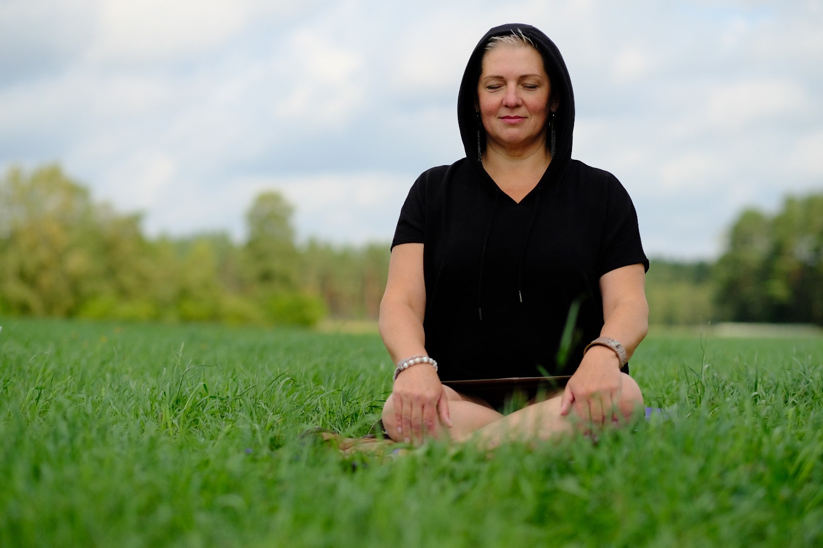 Berufsbegleitende Ausbildung Bremen und Umgebung 200h Yoga Alliance Anerkannter Bildungsurlaub Our yoga teachers introduce themselves... Elena Novik
