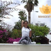 Yogakurs - Mahadevi Yoga