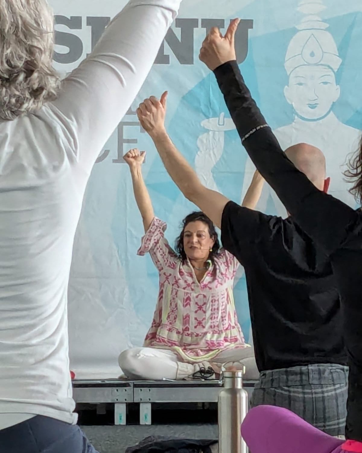 Yoga: Gute Vorsätze Ticket 2027 - Bereit die Matte auszurollen?